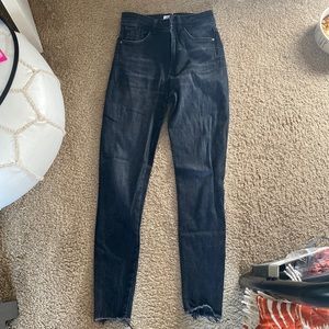 Zara High Rise Black Washed Skinny Jean Size US2